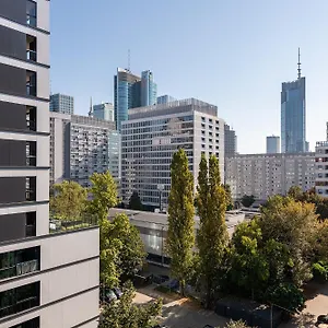 Bosa Centrum Grzybowska39 , Warszawa Polska